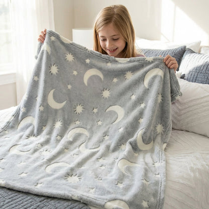 Glow in the Dark Star Cuddle Blanket | Family Favourite