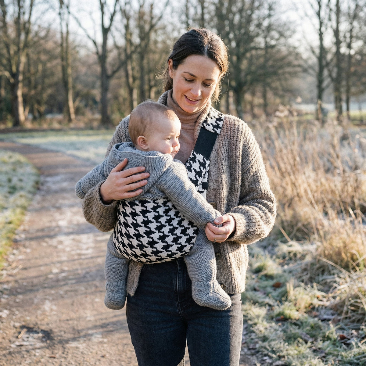Ergonomic Baby Hip Carrier for Everyday Baby Care