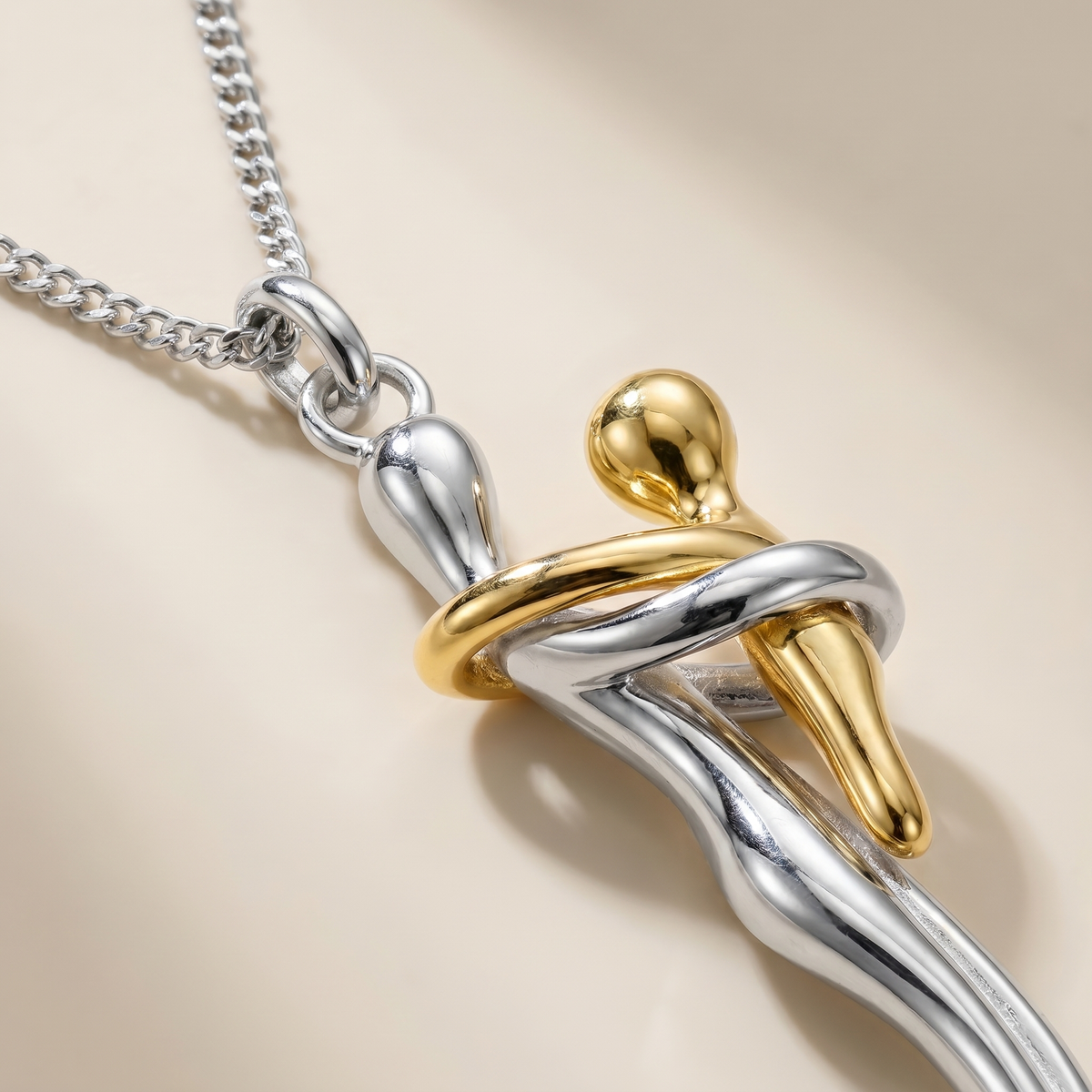 Motherly Embrace™ Necklace | Family Favourite