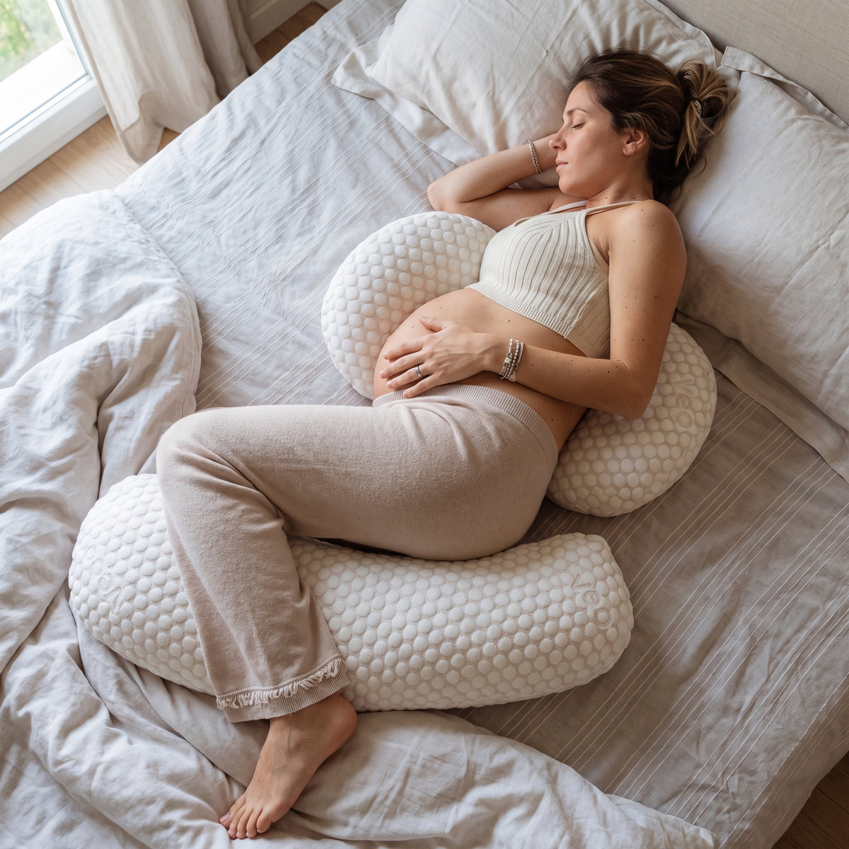 Pregnancy Bump & Back Support Pillow | Family Favourite