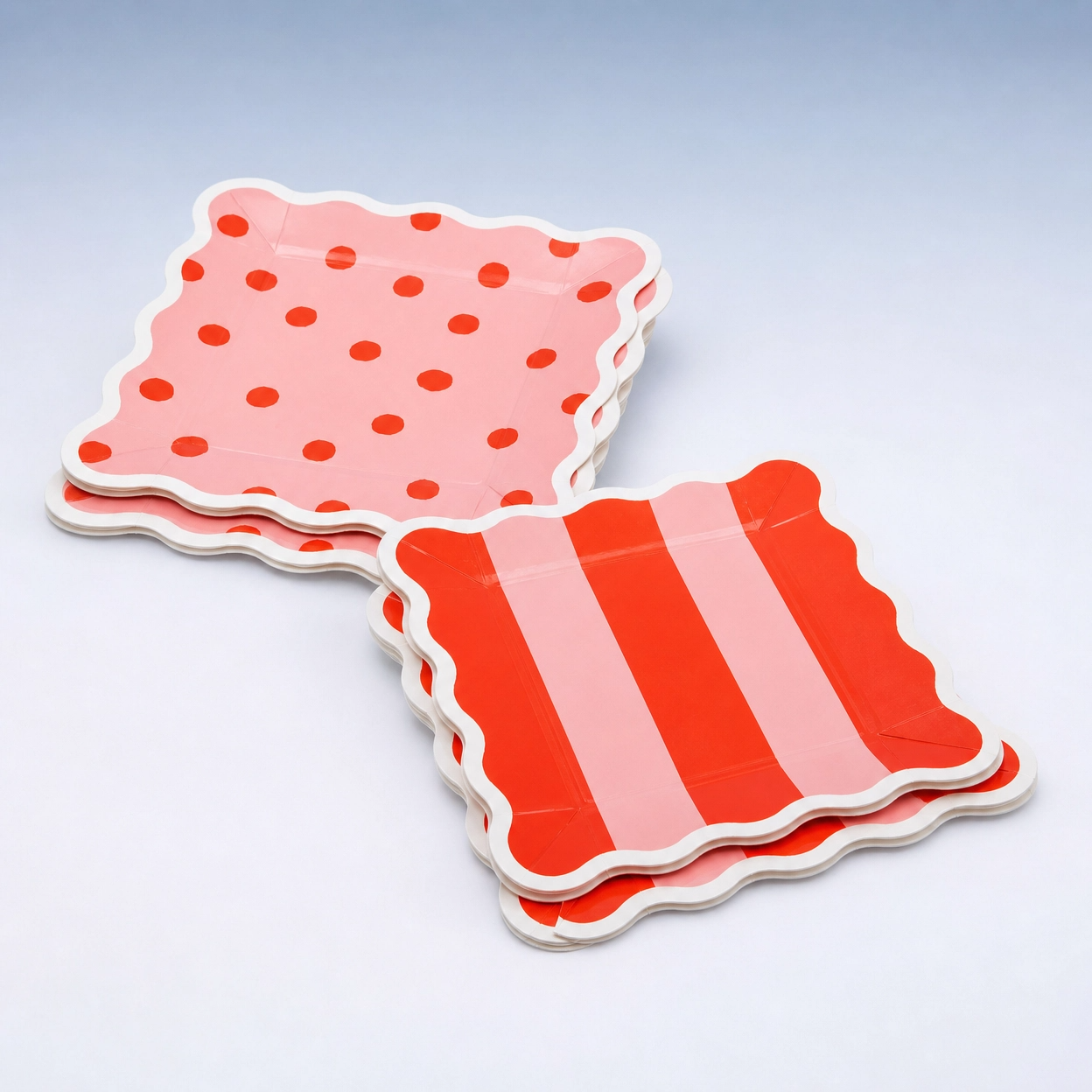 Bear Theme Stripe and Dot Paper Plates, 8 ct