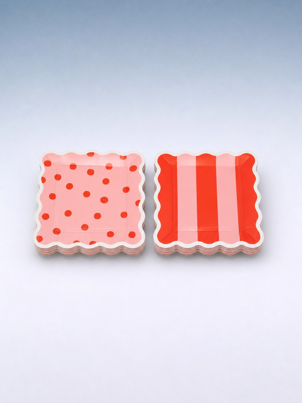 Bear Theme Stripe and Dot Paper Plates, 8 ct